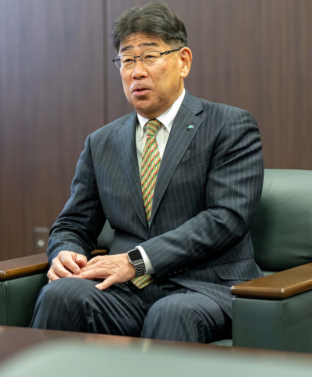 代表取締役社長　田村 欣也